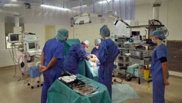 Operativni poseg skolioza (dr. Košak)